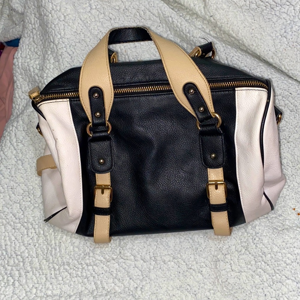 Charming Charlie handbag